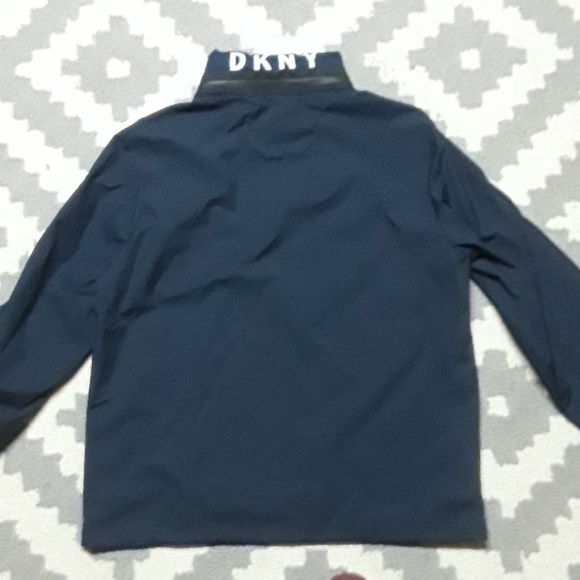 NWT Large DKNY water resistant zip up jacket - Picture 2 of 4